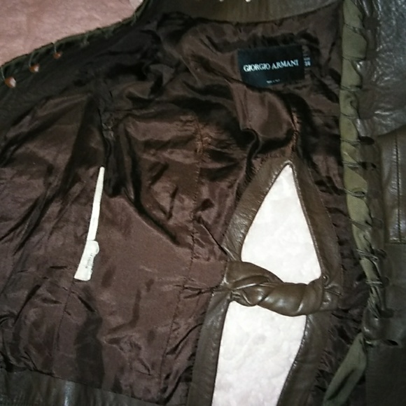 Vintage Giorgio Armani Leather Jacket🎉**HOST PICK**🎉 - Picture 5 of 8
